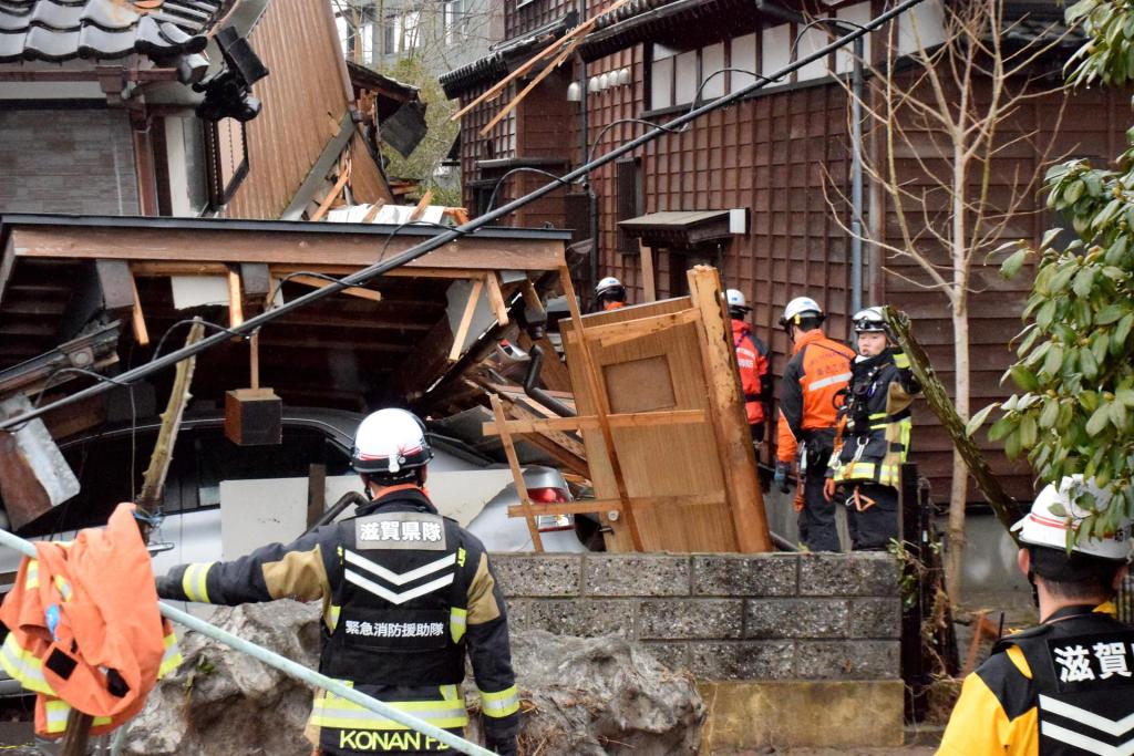 Suman 51 desaparecidos en Japón por terremoto de magnitud 7.6