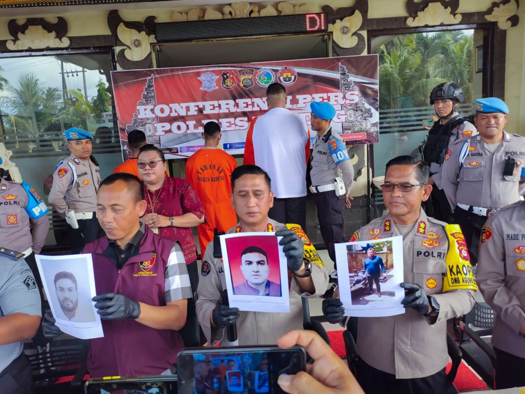 Tres mexicanos detenidos y uno dado a la fuga tras tiroteo en villa de Indonesia