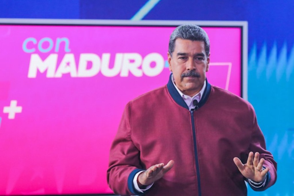 Maduro rechaza la “campaña tremenda” contra López Obrador “desde EE.UU.”