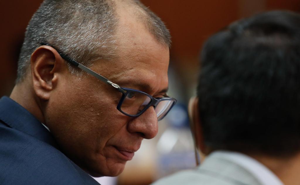 Ecuador pide a México permiso para ingresar a su embajada en Quito para detener a exvicepresidente Glas