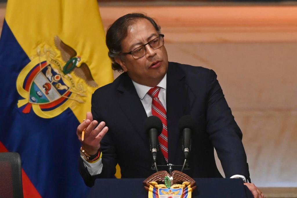 “Milei busca destruir”, Petro agradece a AMLO respaldo ante ataques del presidente de Argentina