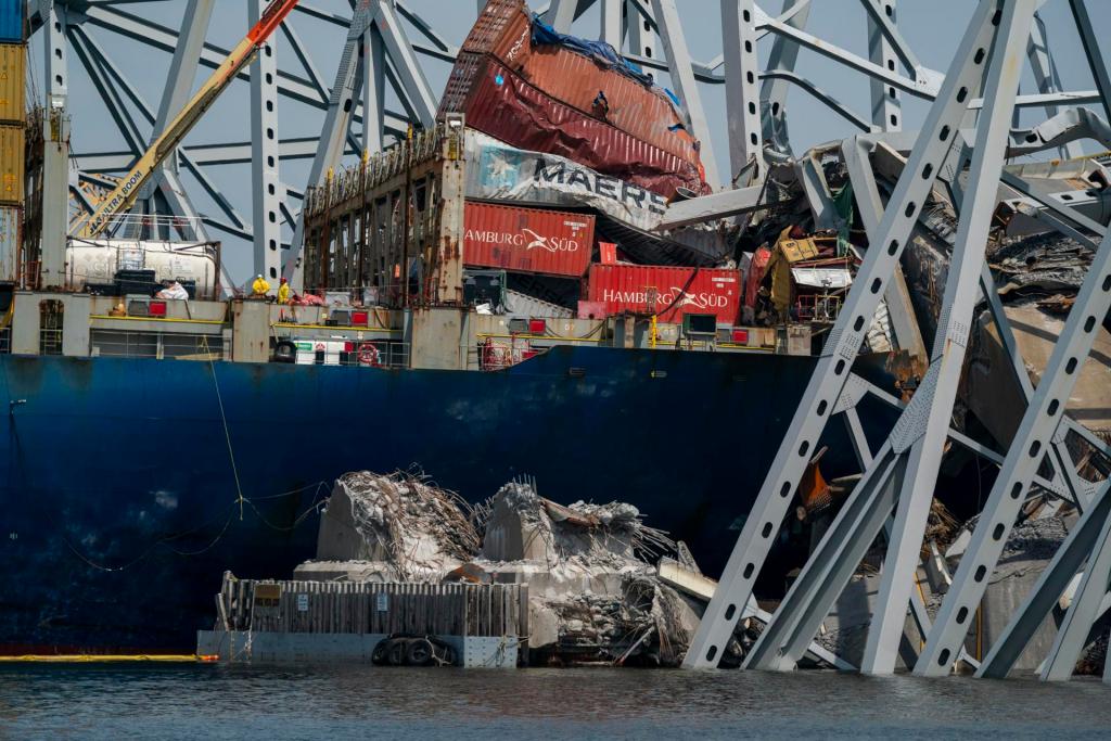Recuperan cuerpo de una quinta víctima en el accidente del puerto de Baltimore