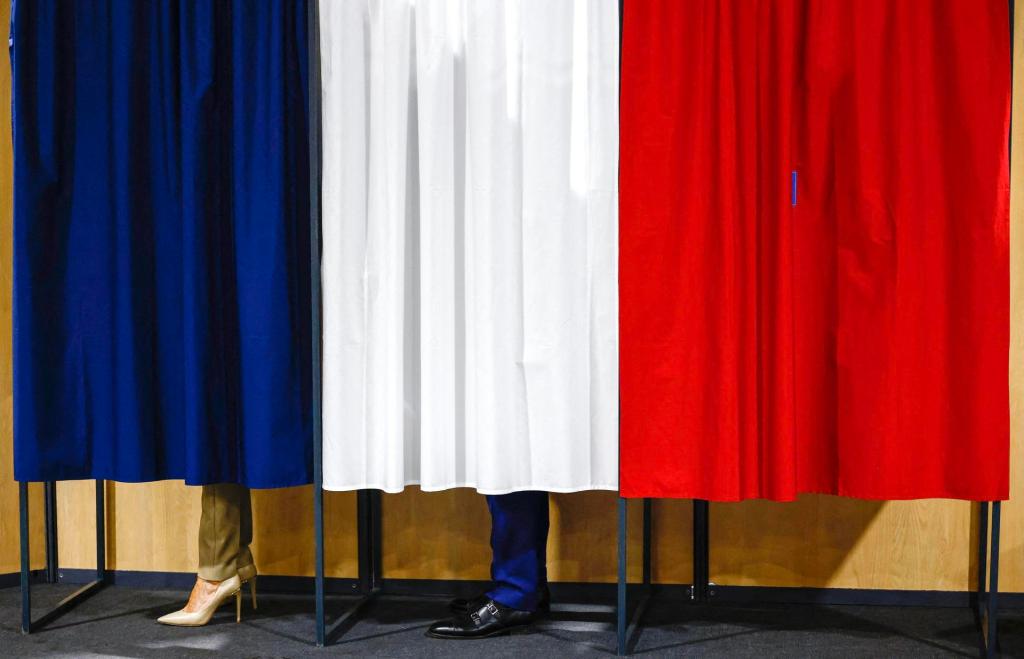 Movilización histórica de los franceses en las urnas ante un probable vuelco político