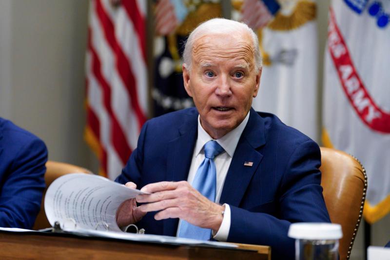 Demócratas culpan a Biden de la derrota de Harris