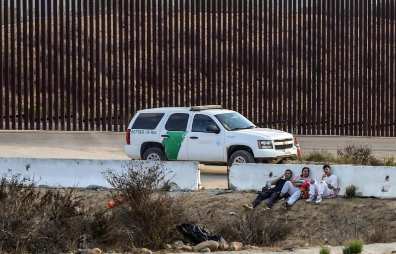 Vaticano desea que no se lleguen “a extremos” en política migratoria de Trump