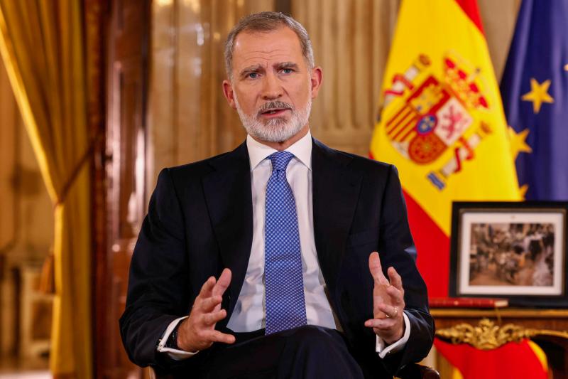 El rey de España destaca la demanda de serenidad frente a la “atronadora” contienda política