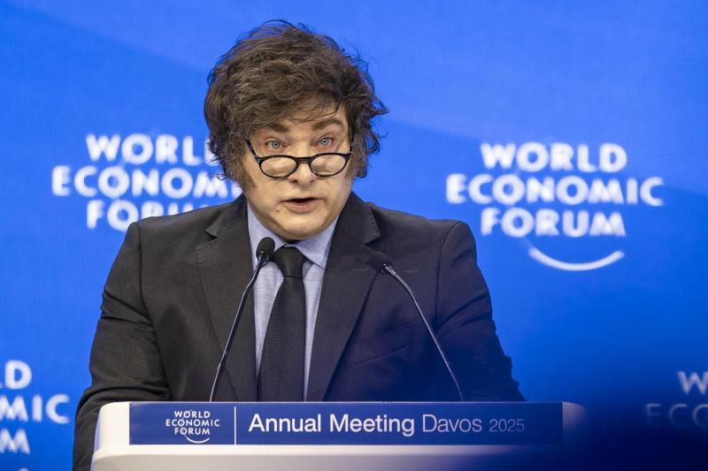 La confianza en el Gobierno (ICG) de Milei vuelve a caer en marzo, tras el ‘criptofiasco’