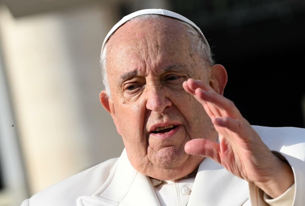 Papa Francisco será recordado en su acta funeraria por combatir los “crímenes” del clero con menores
