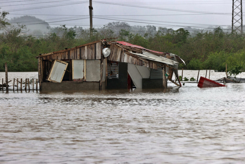 EE.UU. ofrece ayuda humanitaria “inmediata” al “pueblo de Cuba afectado” por Melissa