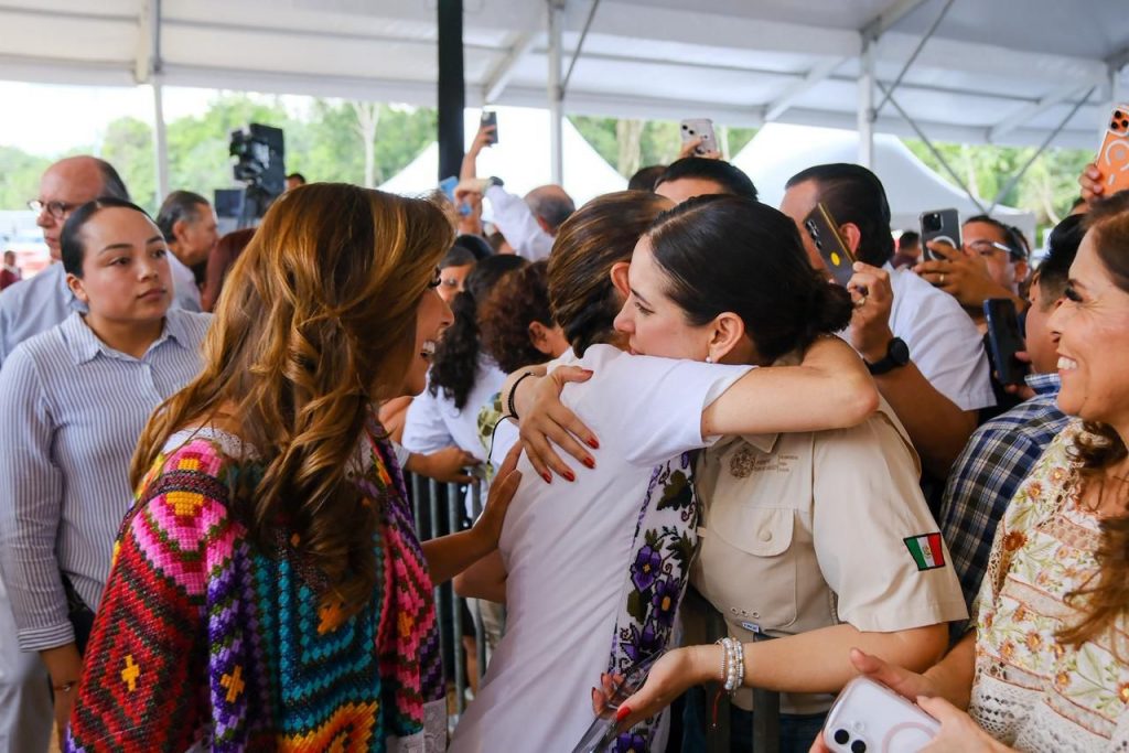 Playa del Carmen, primer municipio del país donde la presidenta Claudia Sheinbaum entrega viviendas del bienestar