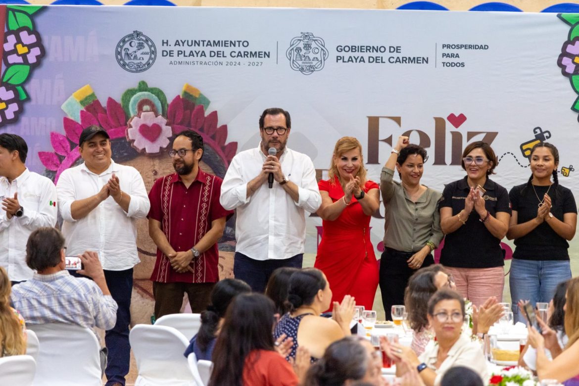 Gobierno de Estefanía Mercado celebra a trabajadoras del Ayuntamiento con emotivo convivio por el “Día de las Madres”