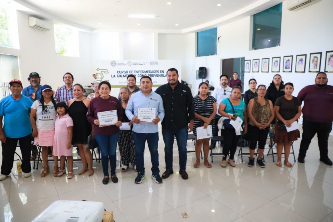 Gobierno de Estefanía Mercado fortalece al sector apícola con capacitación para prevenir enfermedades en las colmenas